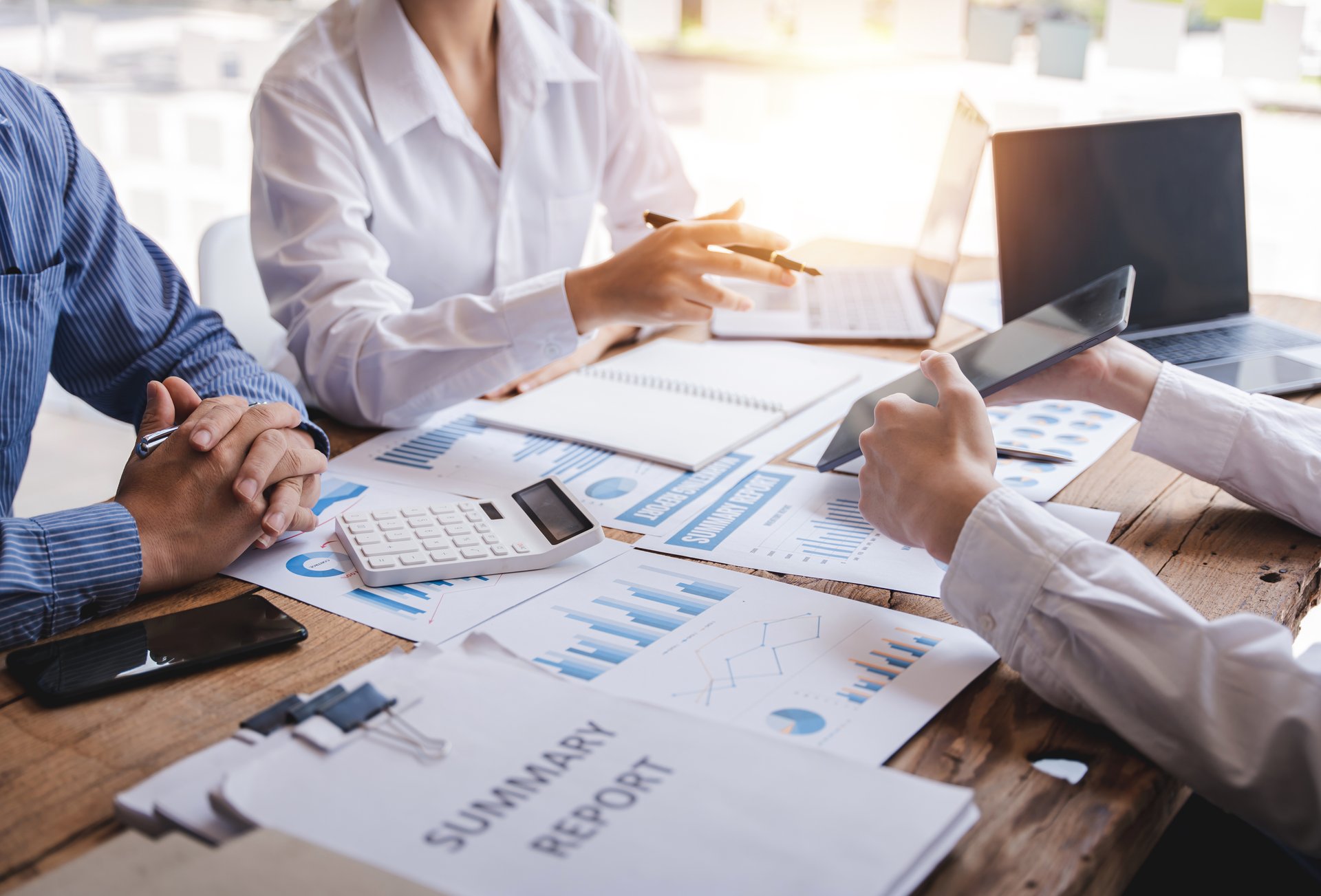 Making Smart Moves: What You Can Write Off When Hiring a Business Consultant